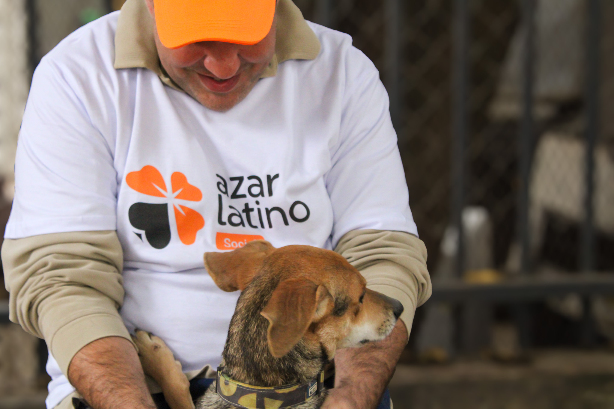 Comunidad y voluntarios de Azar Latino Social
